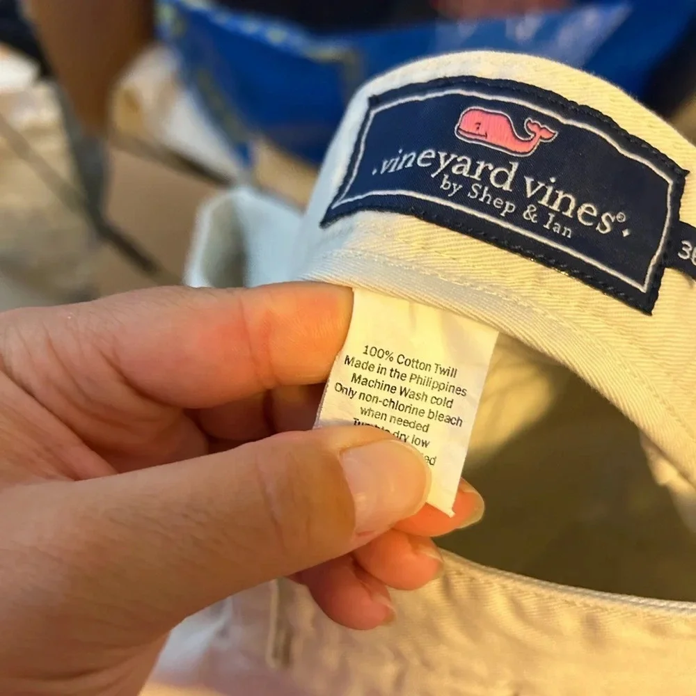 Vineyard Vines Cream Club Shorts